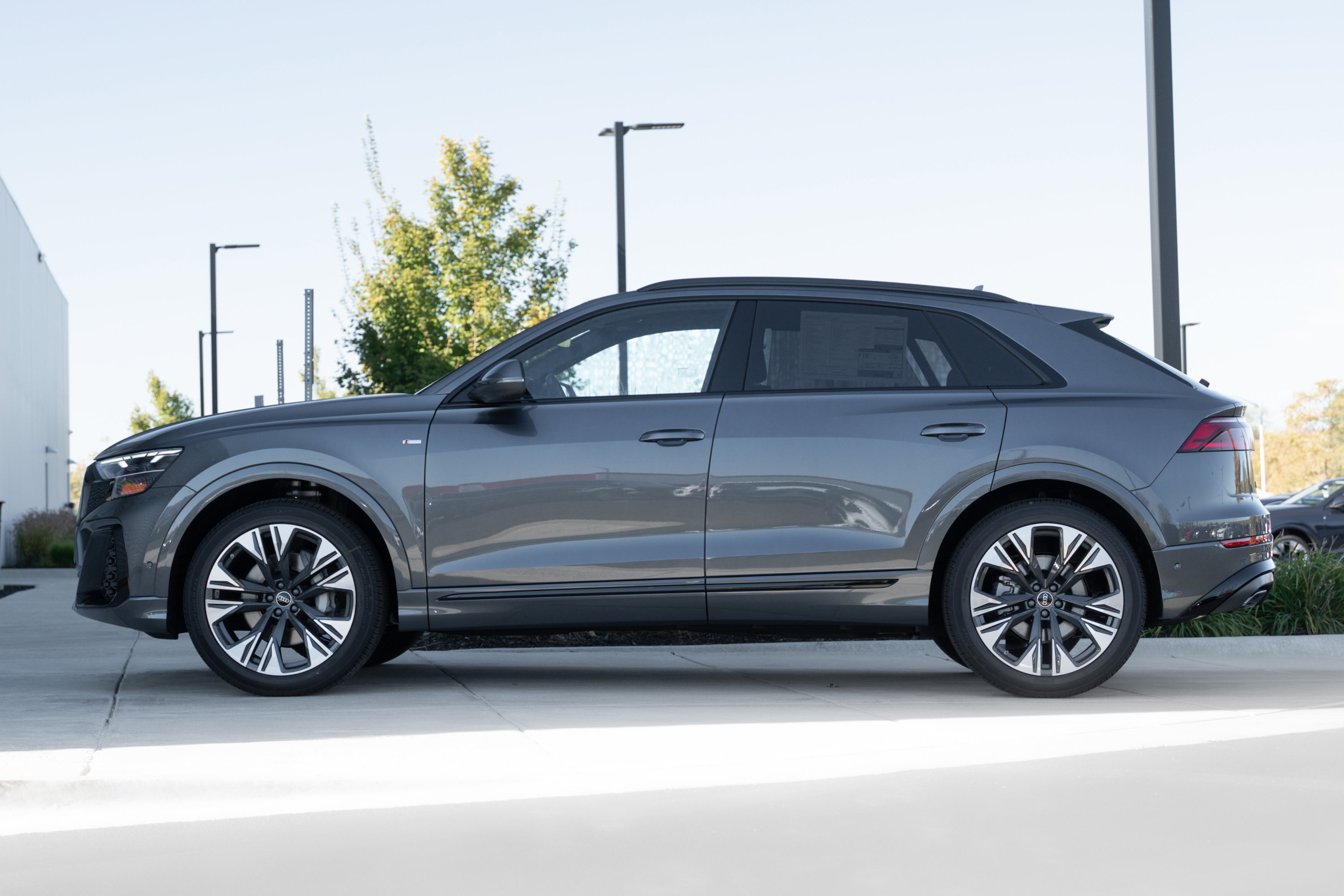 2026 Audi Q8 line Premium Plus photo 3