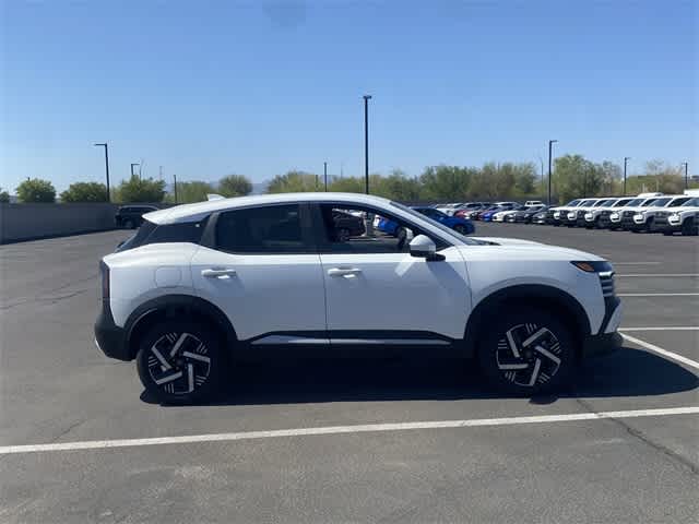 2025 Nissan Kicks SV photo 6