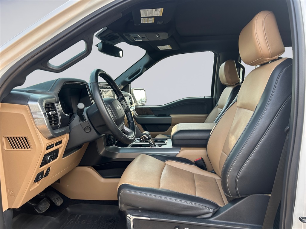 2022 Ford F-150 Lariat photo 10