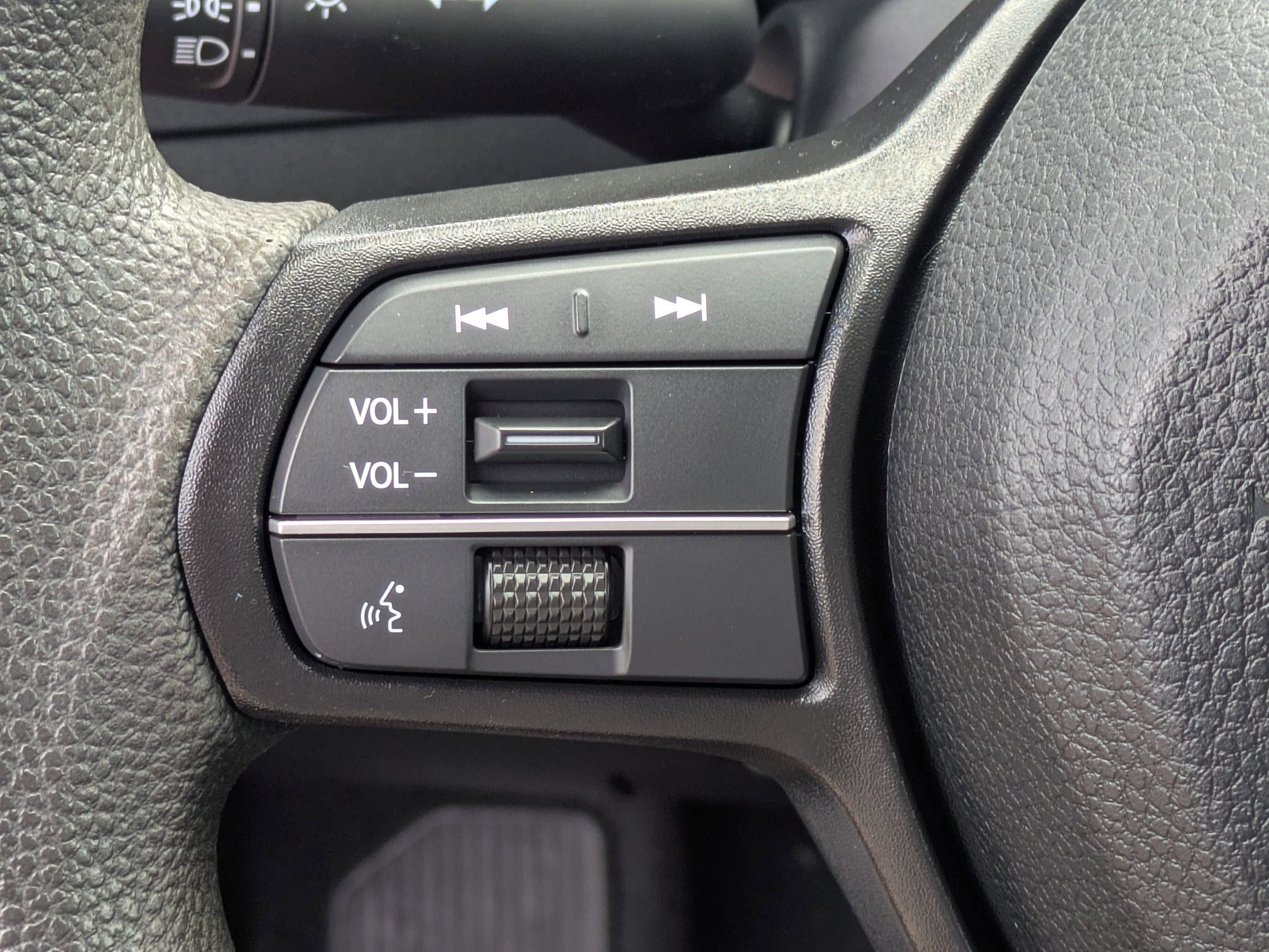 2024 Honda Accord 1.5T LX photo 4