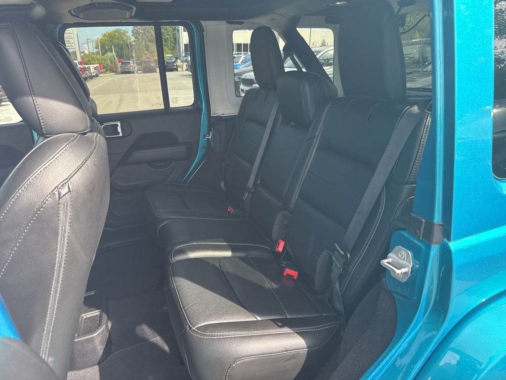 2020 Jeep Wrangler Unlimited Sahara photo 16