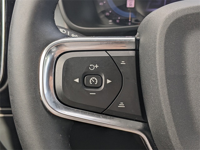 2024 Volvo XC40 Core photo 18