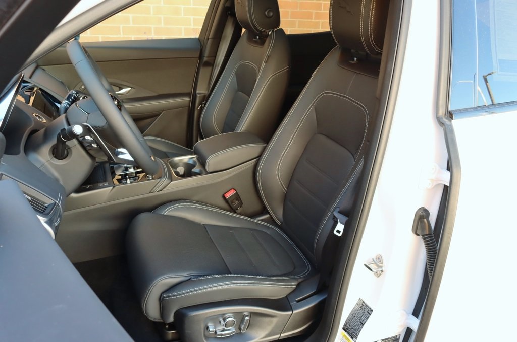 2024 JAGUAR PACE P250 - Image 10