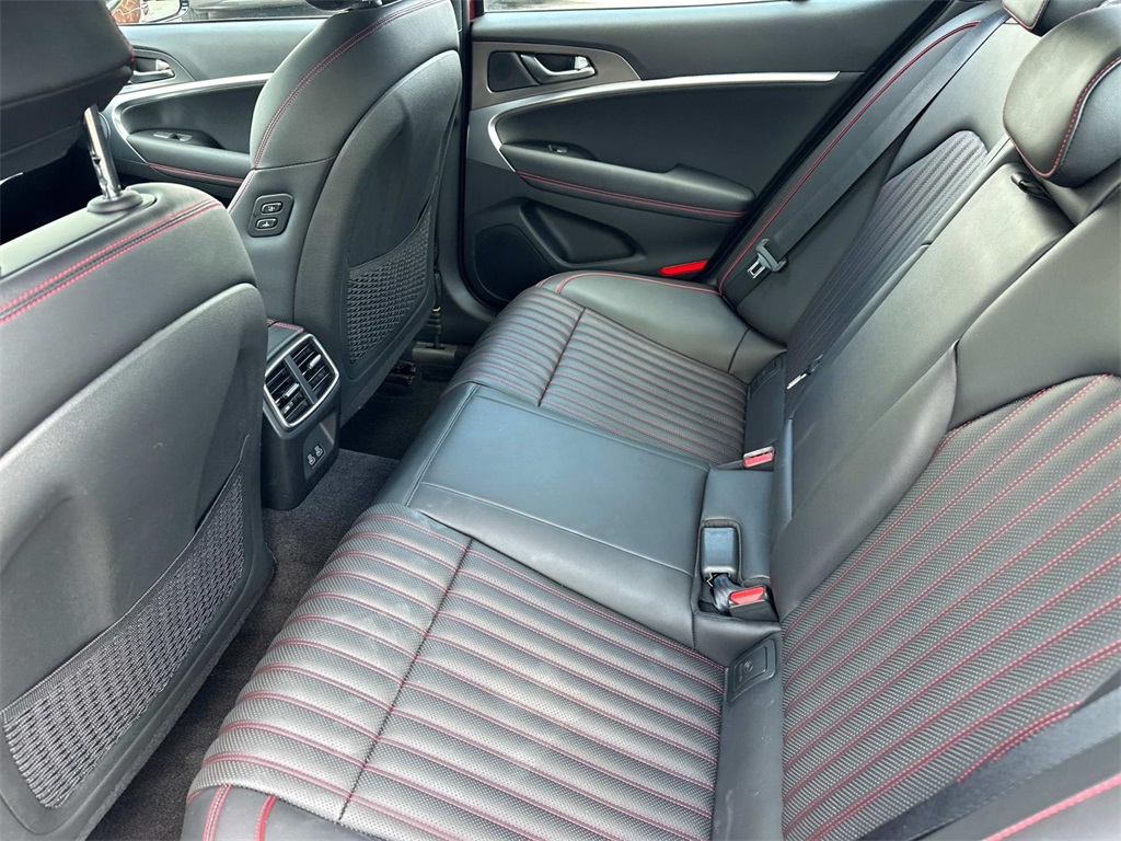 2025 Genesis G70 2.5T photo 15