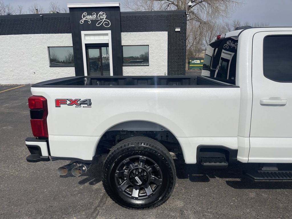2024 Ford F-250 Lariat photo 4