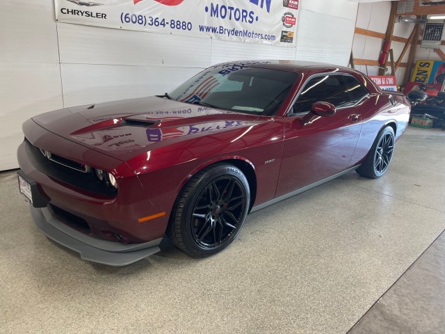 2018 Dodge Challenger R/T photo 5