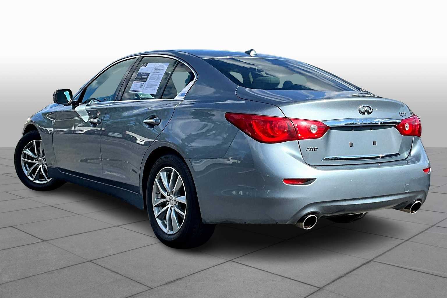 2014 Infiniti Q50 Premium photo 11