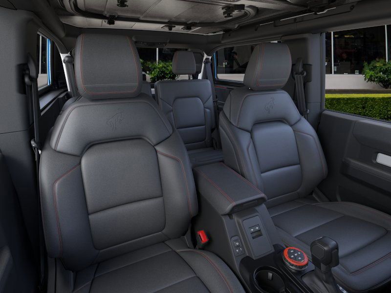 2025 Ford Bronco First Edition photo 10