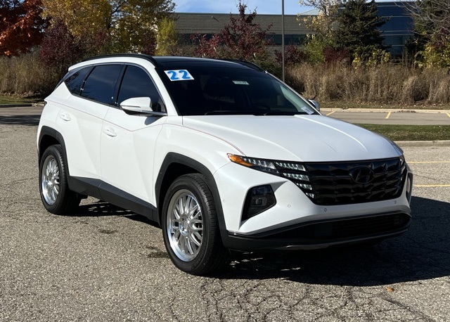 2022 Hyundai Tucson Limited photo 2