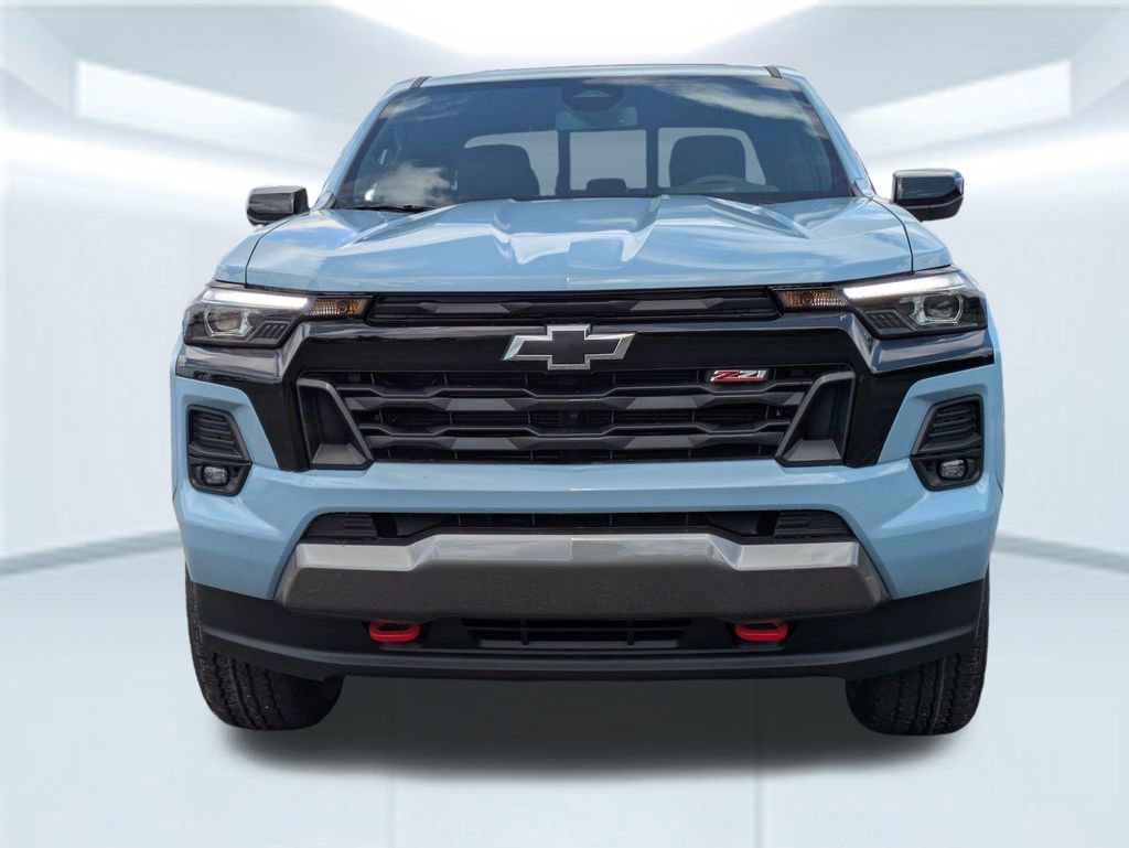 2025 Chevrolet Colorado Z71 photo 8