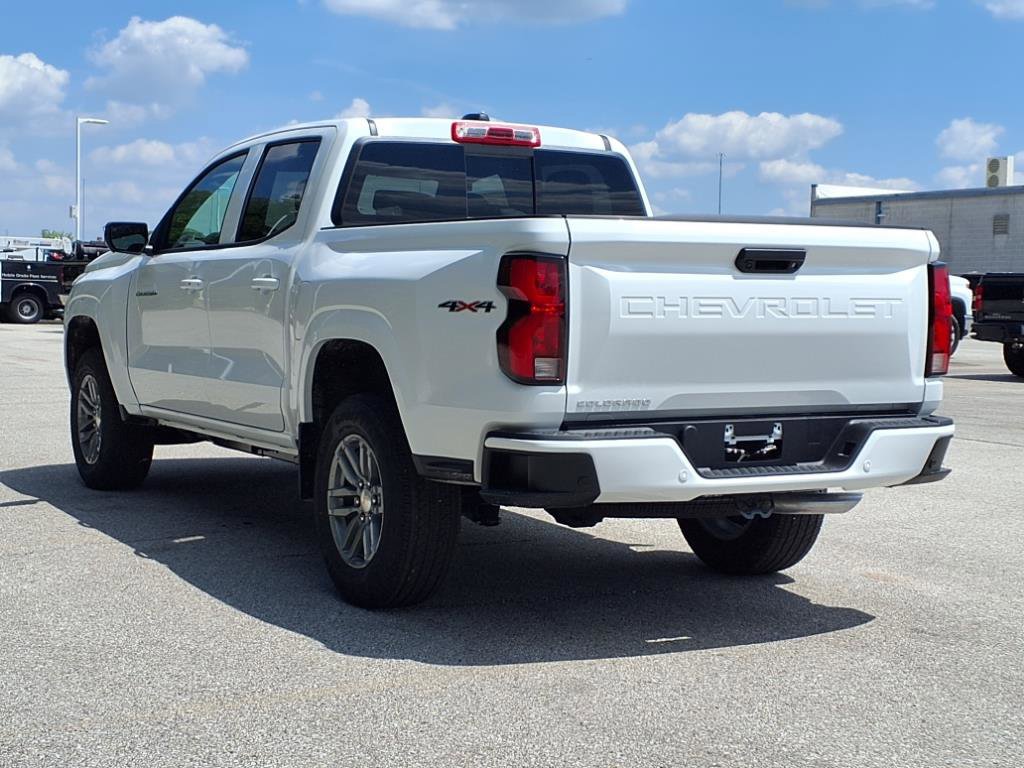 2025 Chevrolet Colorado Work Truck LT photo 4