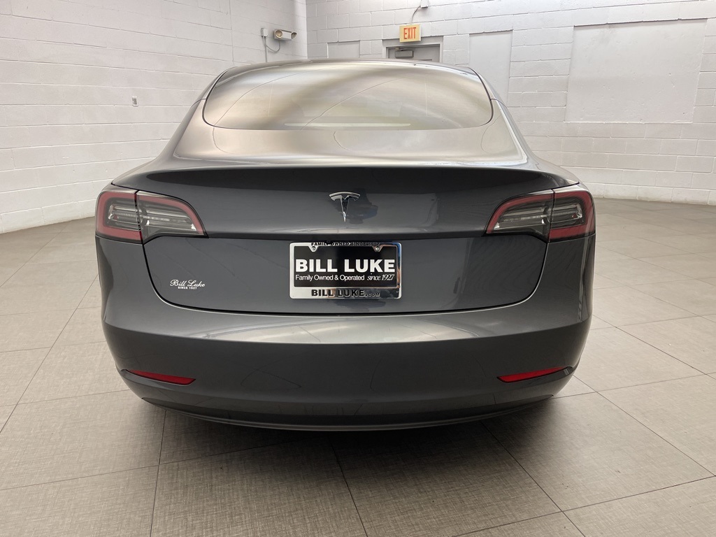 2023 Tesla Model 3 photo 4
