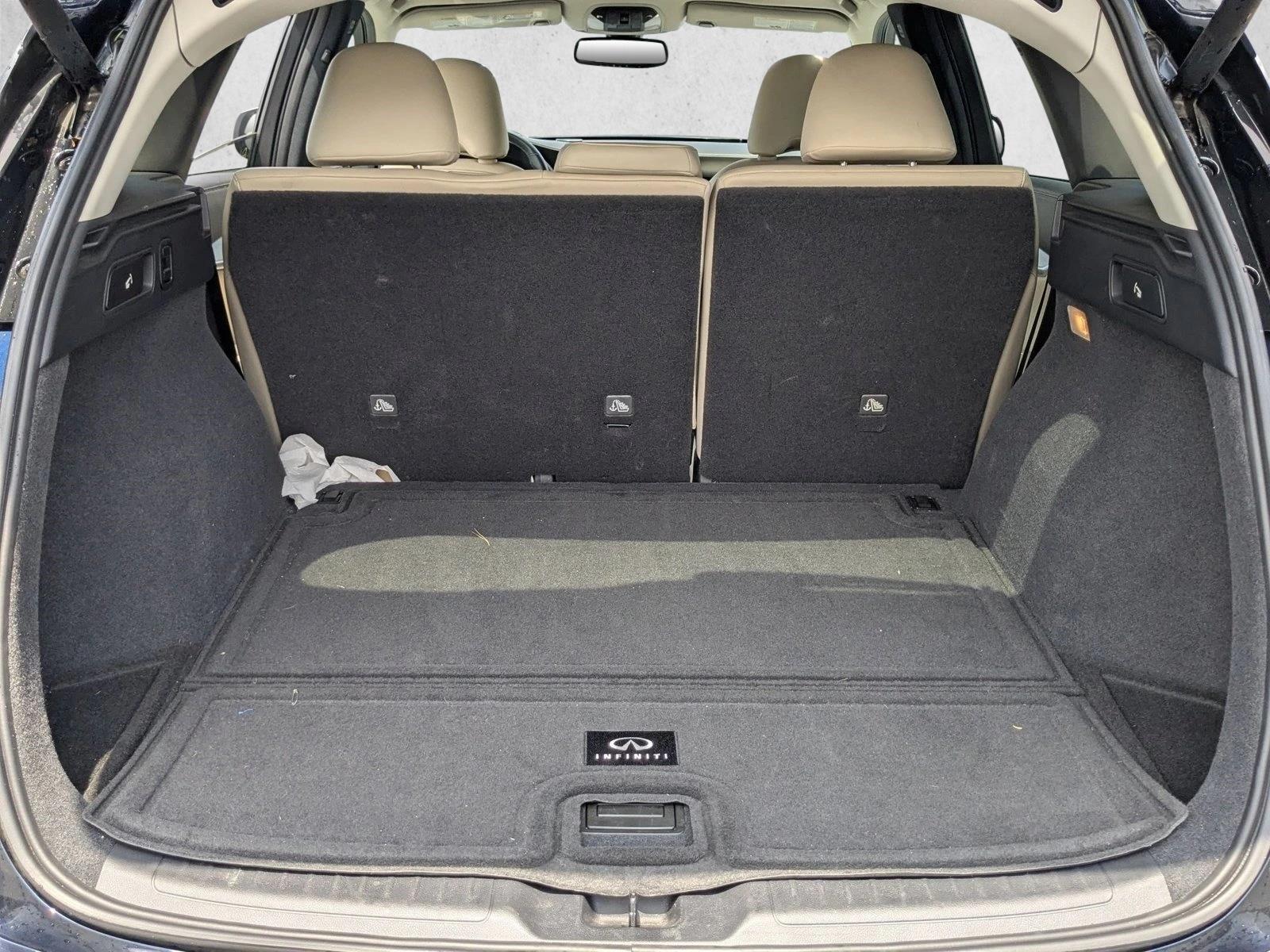 2019 Infiniti QX50 Luxe photo 6