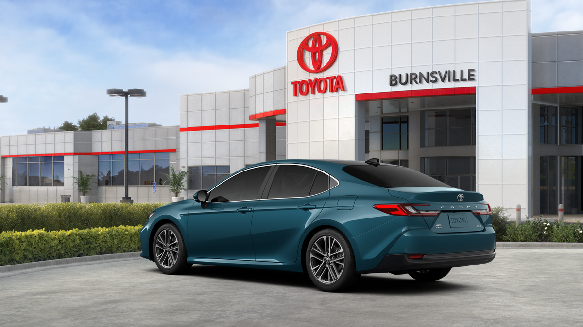 2025 Toyota Camry XLE photo 5