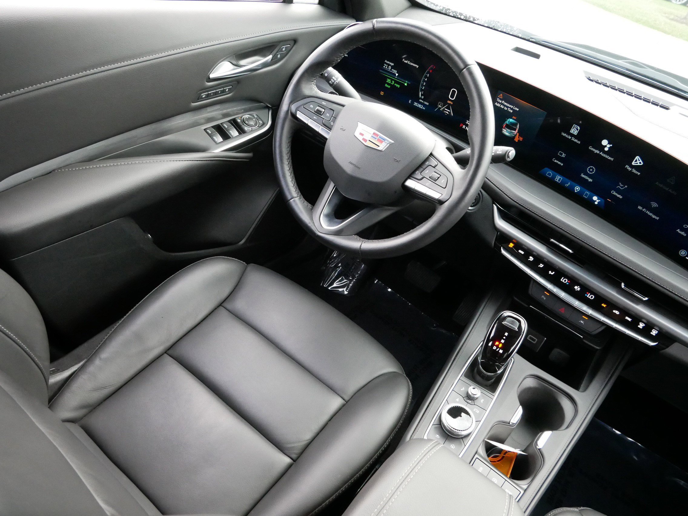 2025 Cadillac XT4 Premium Luxury photo 6