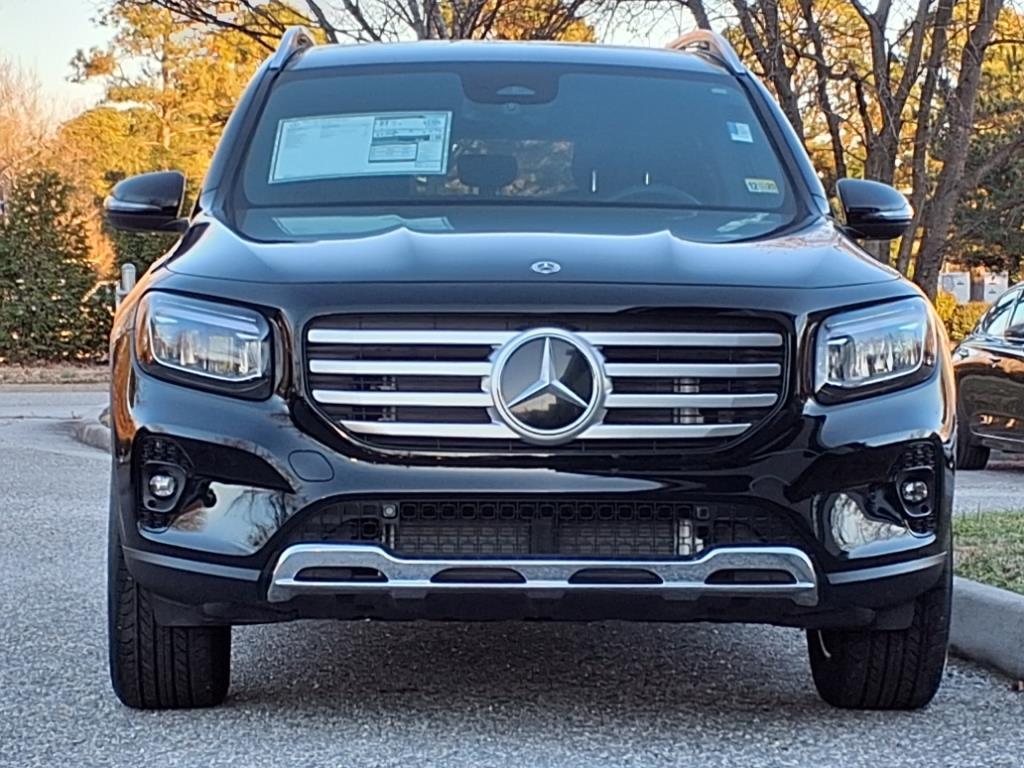 2025 Mercedes Benz GLB 250 4MATIC photo 2
