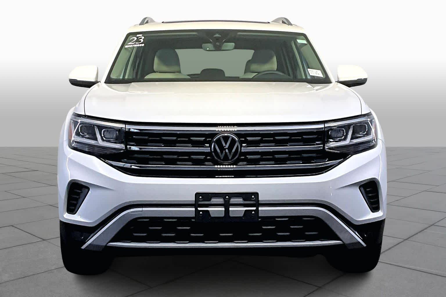2023 Volkswagen Atlas V6 SEL photo 3