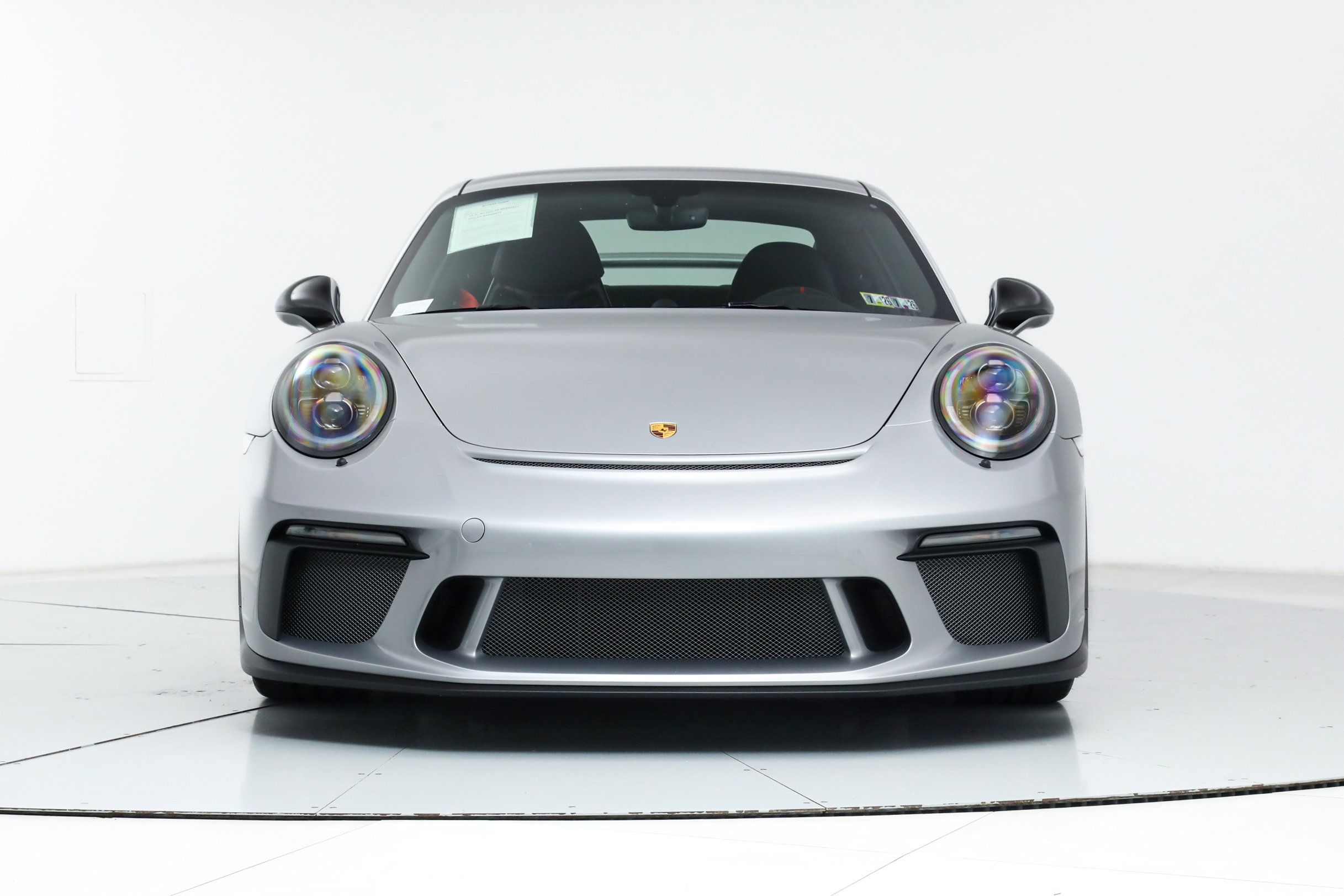 2018 Porsche 911 GT3 Coupe photo 8