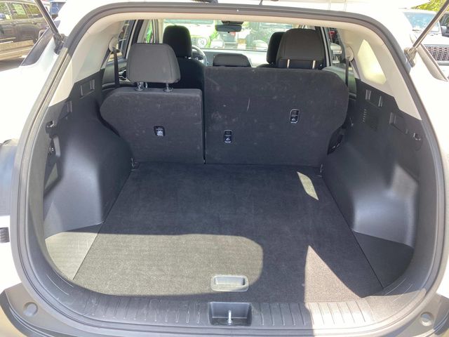 2023 Kia Sportage LX photo 3