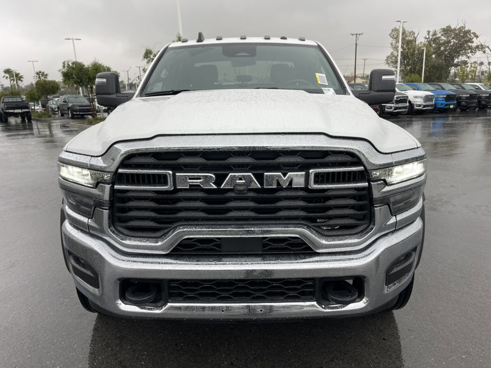 2025 Ram 5500 Tradesman photo 8