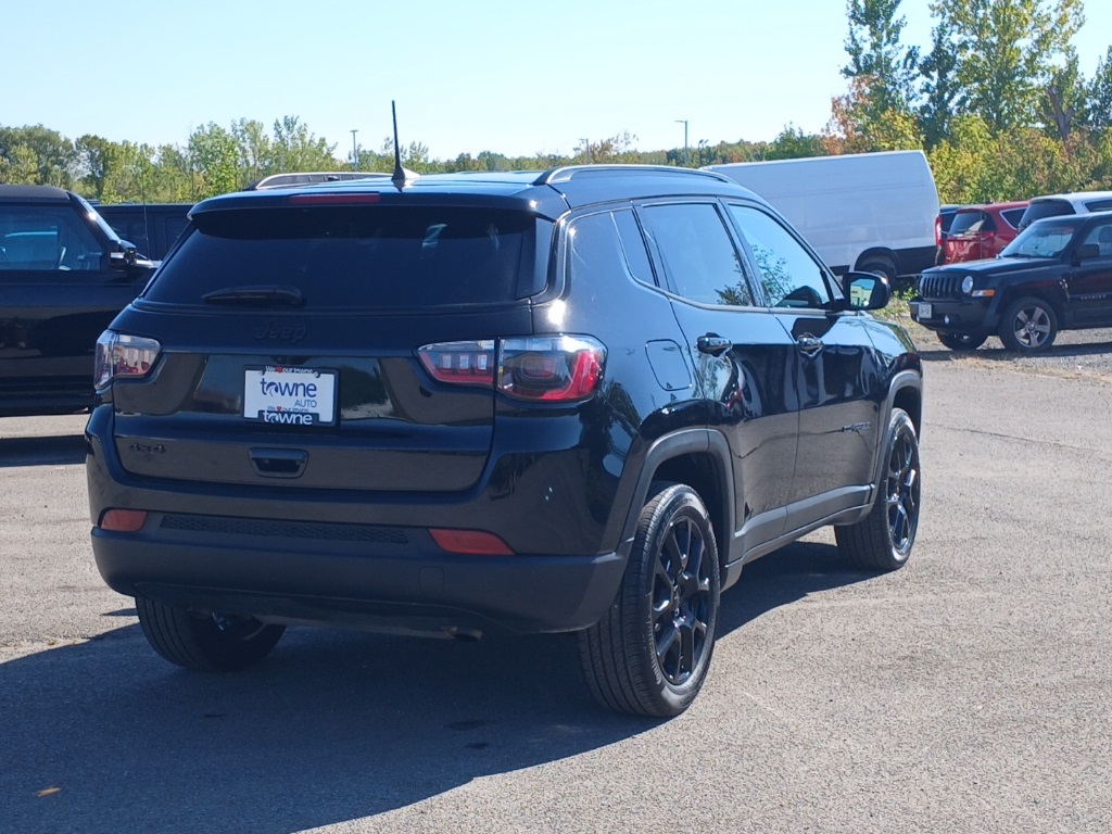 2023 Jeep Compass North Edition Latitude photo 23