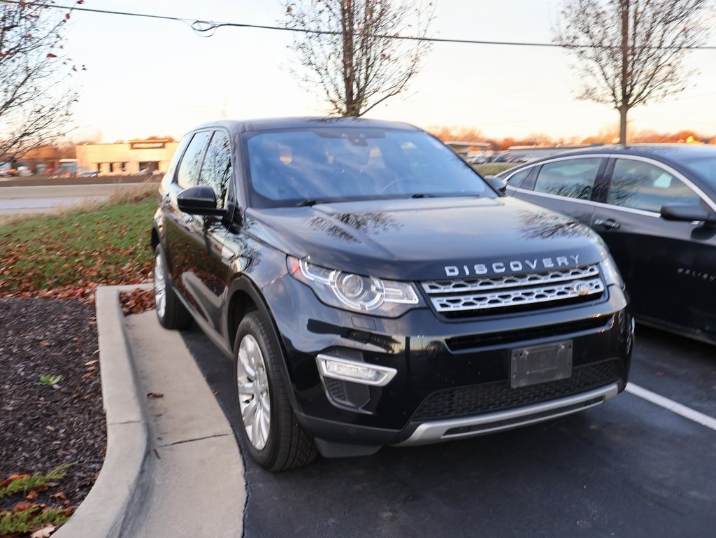 2017 Land Rover Discovery Sport HSE photo 4