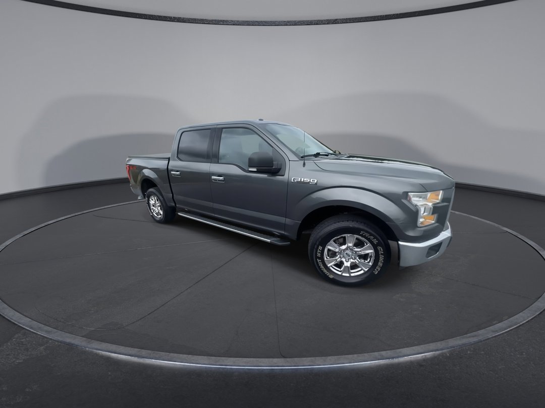 2016 Ford F-150 XLT photo 2