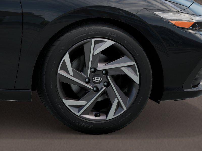2025 Hyundai Elantra SEL Sport photo 7