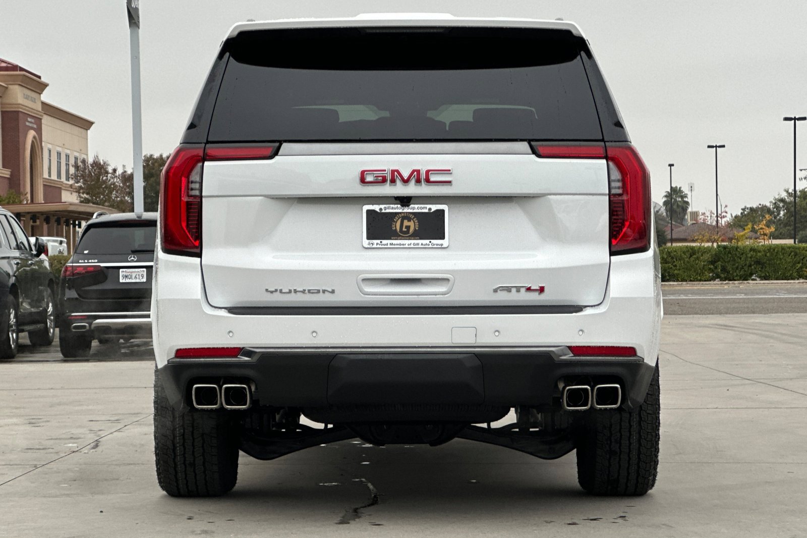 2026 Gmc Yukon AT4 photo 3