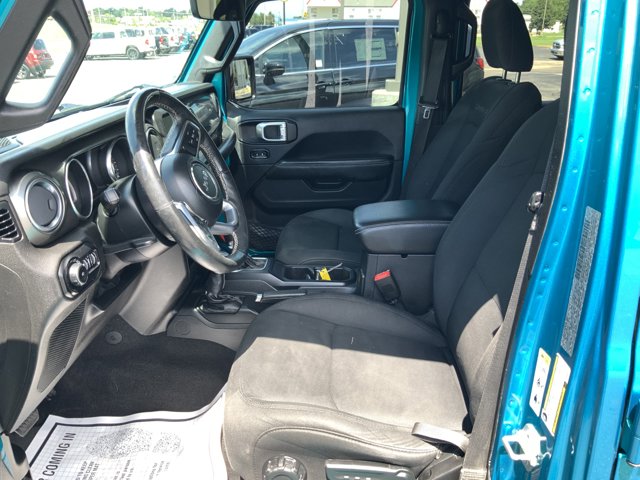 2019 Jeep Wrangler Unlimited Sahara photo 21