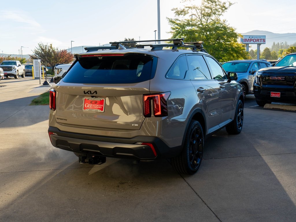 2025 Kia Sorento X-Line SX Prestige photo 3