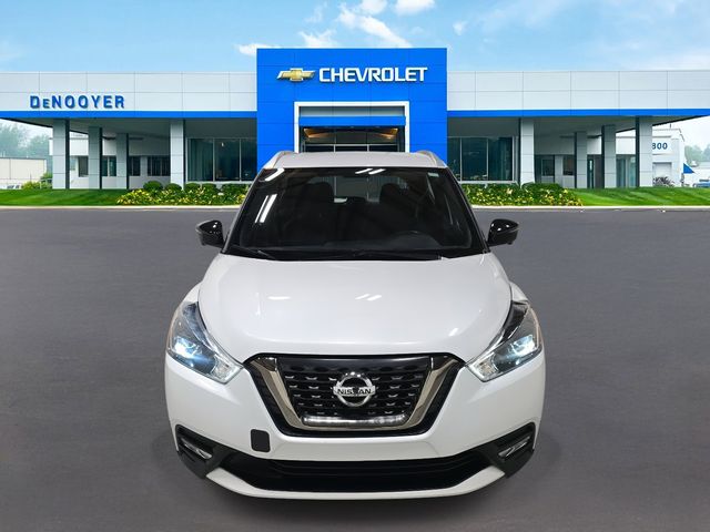 Used 2019 Nissan Kicks SR with VIN 3N1CP5CU4KL520084 for sale in Kalamazoo, MI
