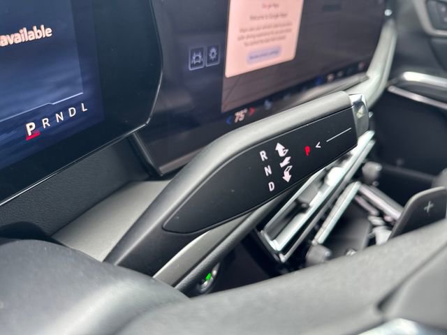 2026 Chevrolet Traverse photo 15