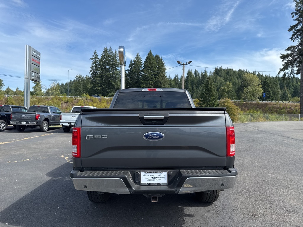 2016 Ford F-150 XLT photo 4