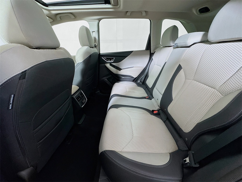2020 Subaru Forester Premium photo 14