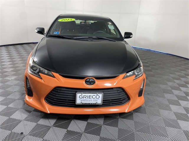 2015 Scion tC photo 2