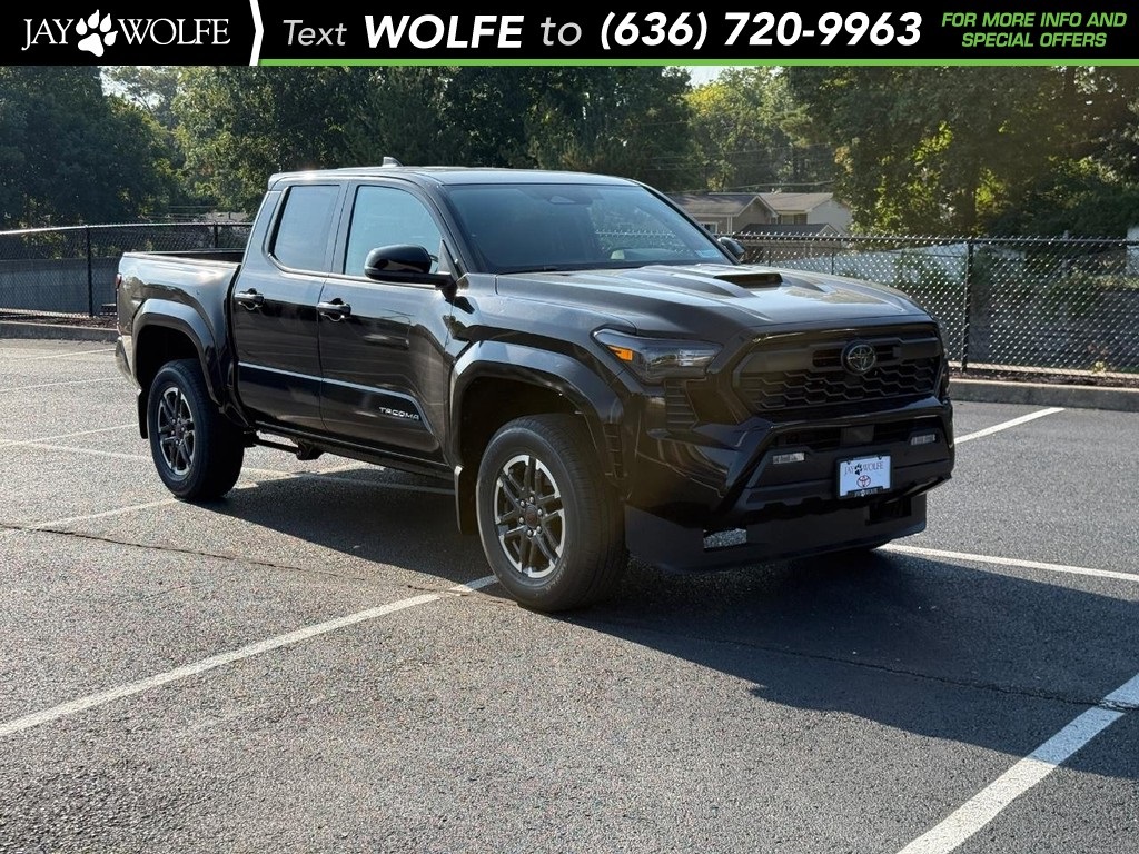2025 Toyota Tacoma TRD Sport's photo