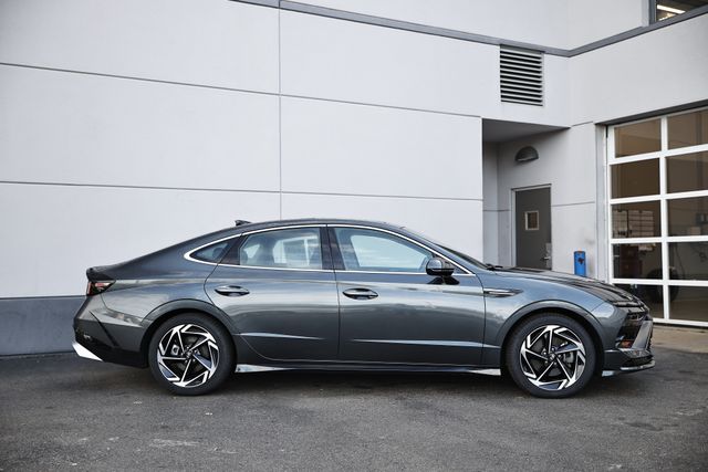 2024 Hyundai Sonata SEL photo 4