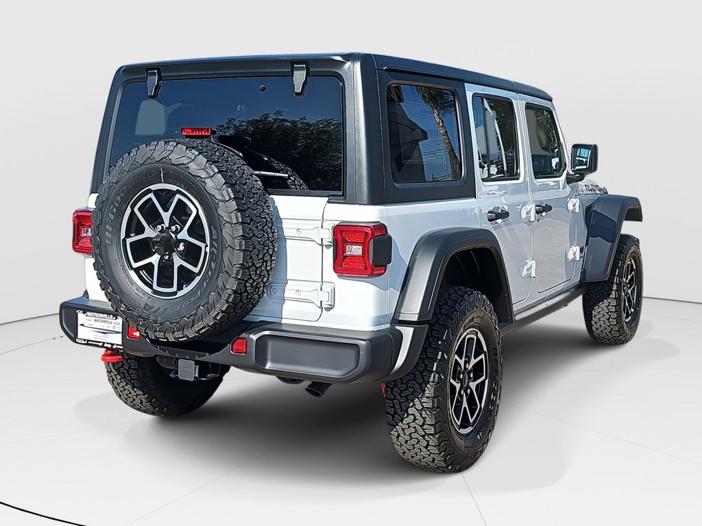 2025 Jeep Wrangler Rubicon photo 3