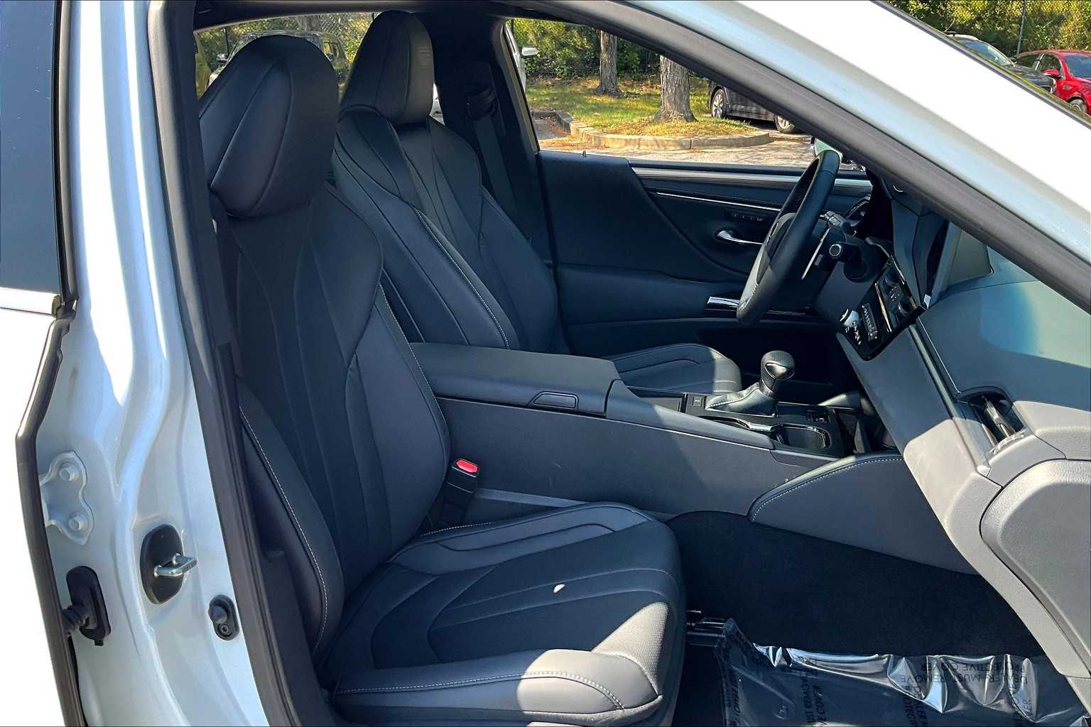 2024 Lexus ES 350 F SPORT Handling photo 8