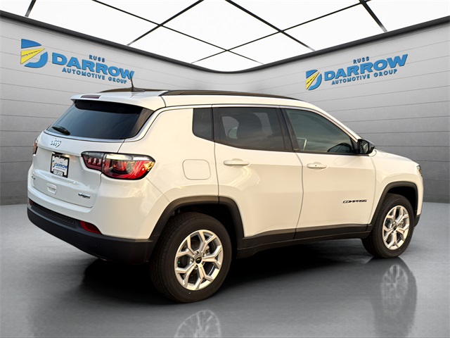 2025 Jeep Compass Latitude photo 3