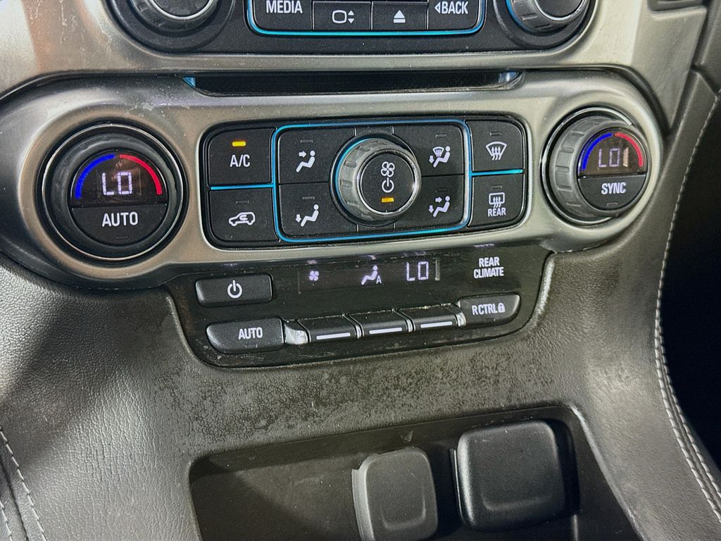 2019 Chevrolet Tahoe LS photo 16