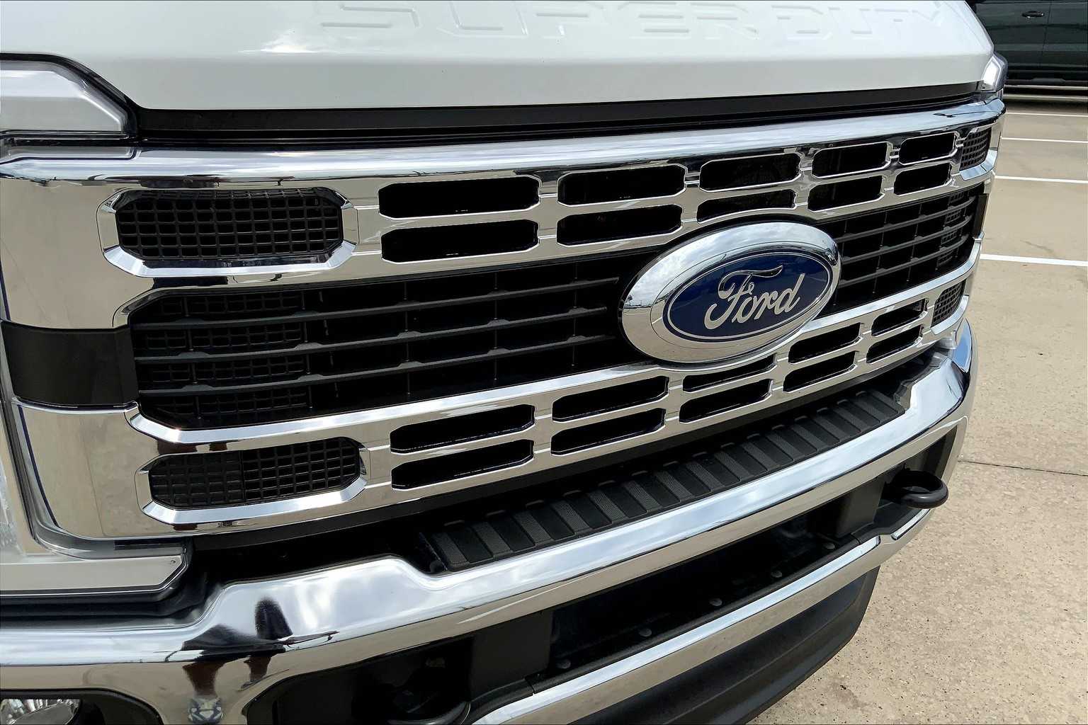 2024 Ford F-250 XLT photo 26