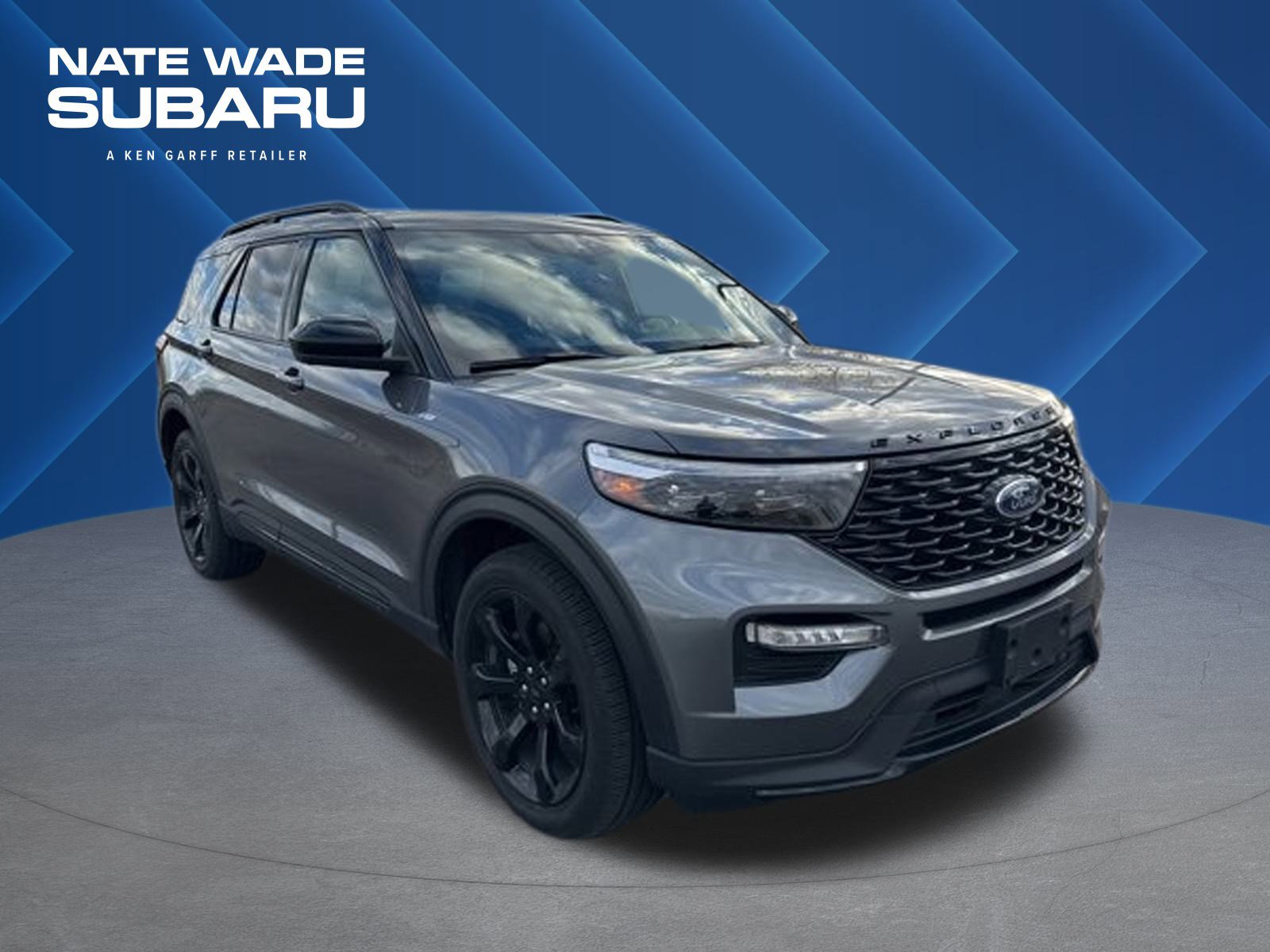 2023 Ford Explorer ST-LINE's photo