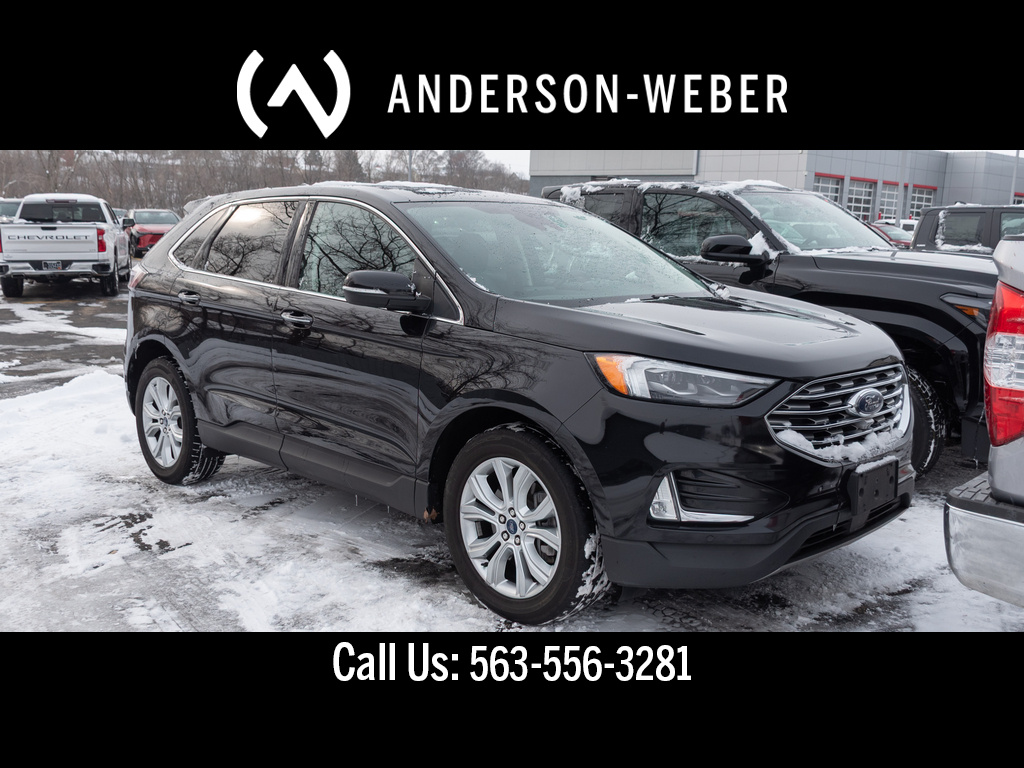 2022 Ford Edge Titanium's photo