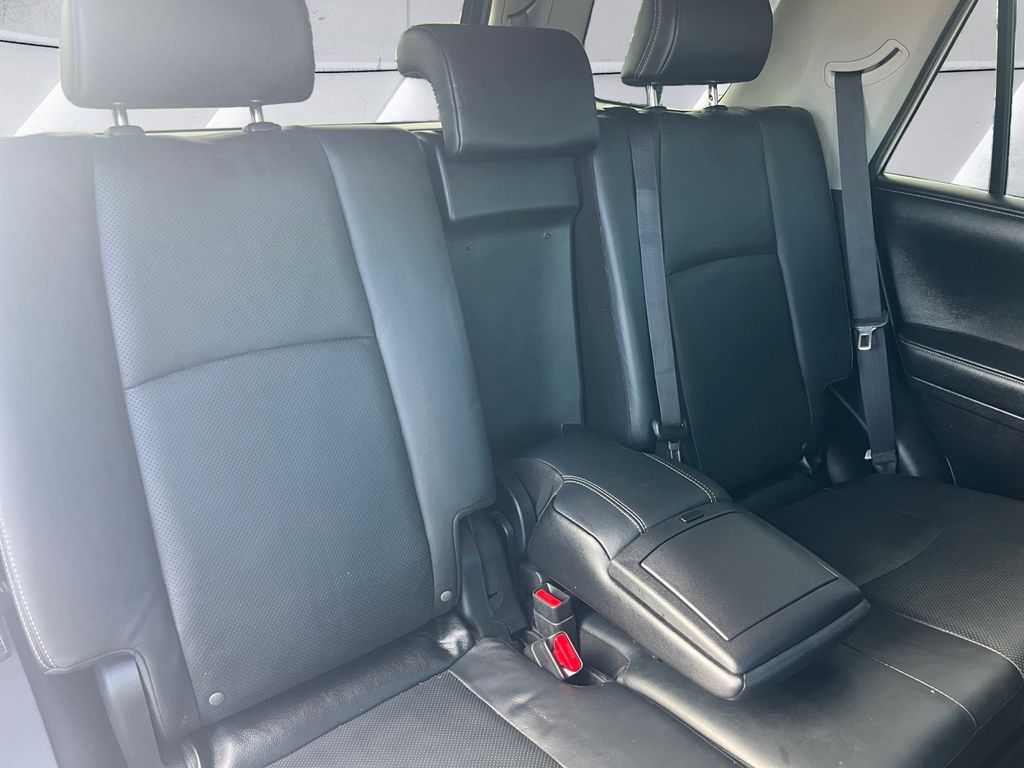 2015 Toyota 4Runner Limited photo 15