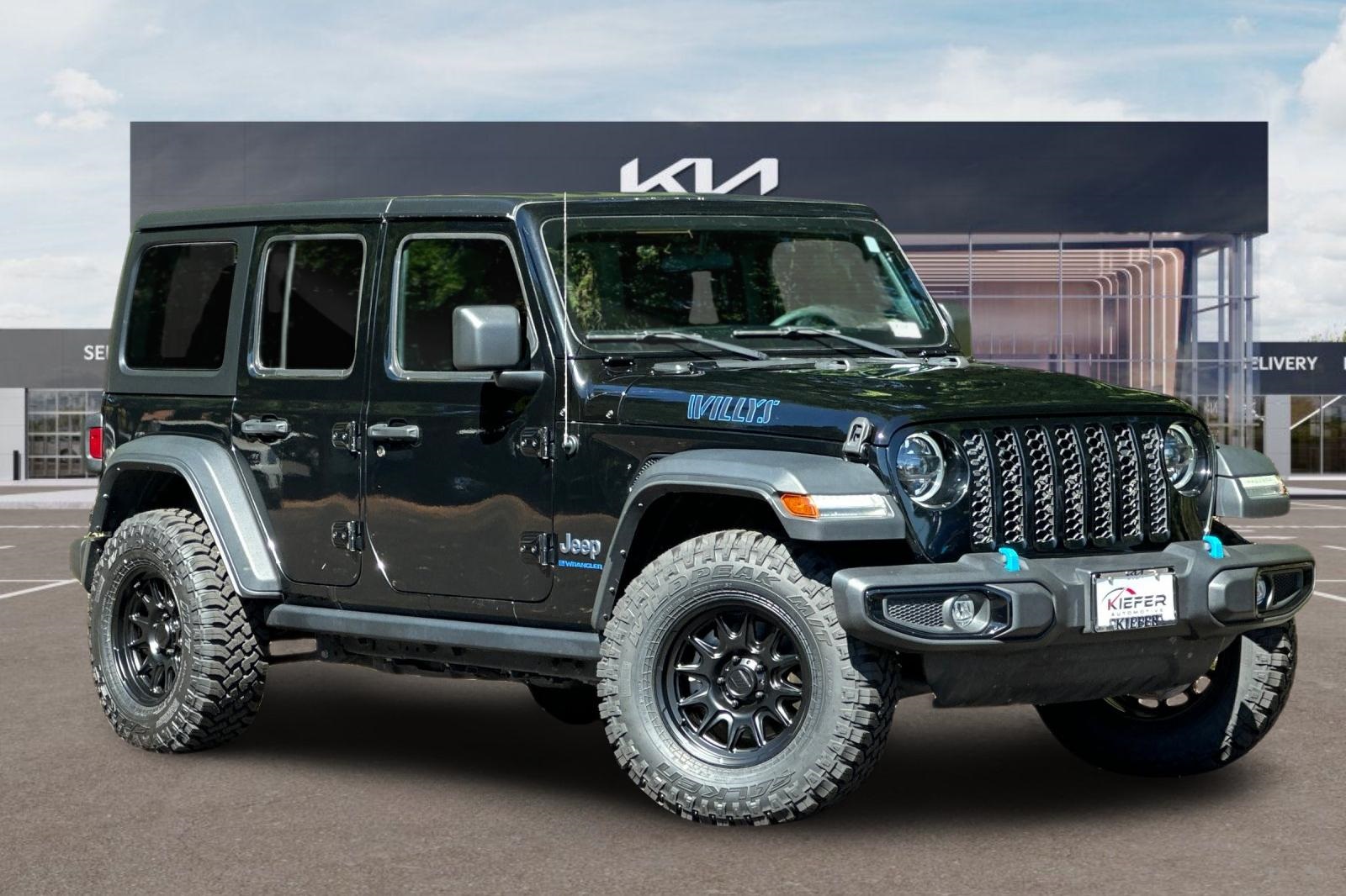 2023 Jeep Wrangler Base 4xe photo 2
