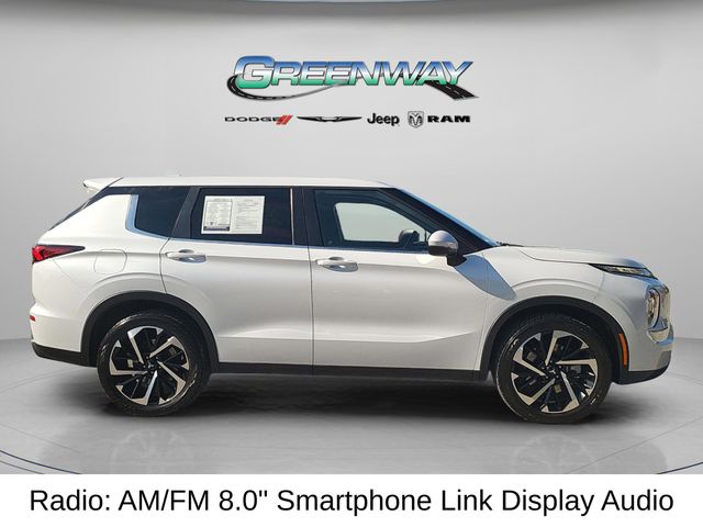 2022 Mitsubishi Outlander ES photo 4