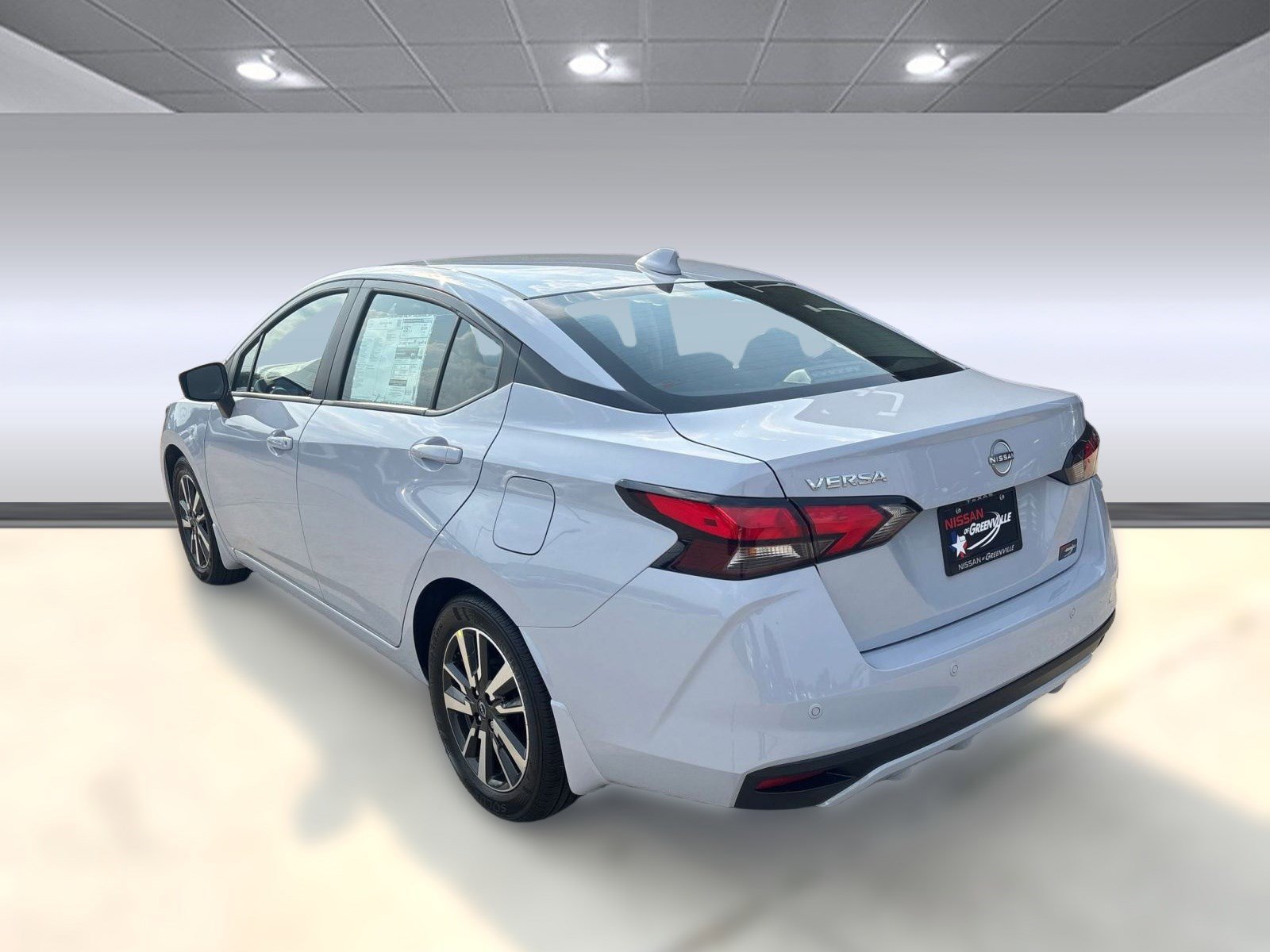 2025 Nissan Versa SV photo 3