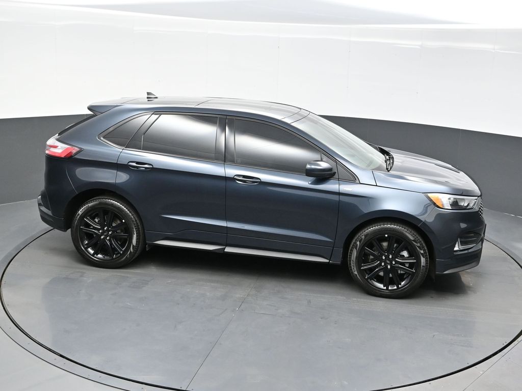 2024 Ford Edge ST-Line photo 32